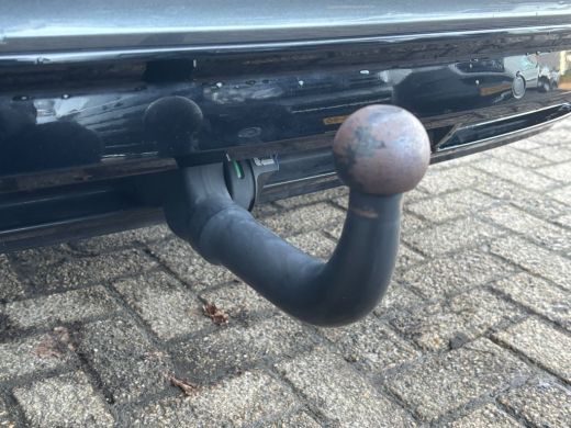 Volkswagen Tiguan 1.5 TSI ACT Highline Business R | Trekhaak | Pano | Stoelverwarming | Dodehoek Detector ActivLease financial lease