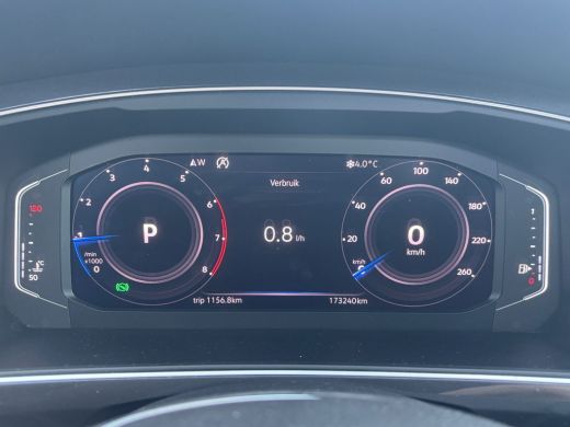 Volkswagen Tiguan 1.5 TSI ACT Highline Business R | Trekhaak | Pano | Stoelverwarming | Dodehoek Detector ActivLease financial lease