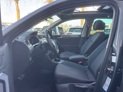 Volkswagen Tiguan 1.5 TSI ACT Highline Business R | Trekhaak | Pano | Stoelverwarming | Dodehoek Detector ActivLease financial lease