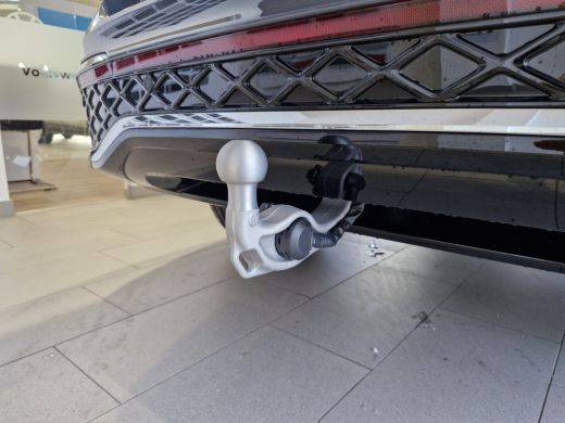 Volkswagen Tiguan R-Line Edition 1.5 eHybrid 204 PK | &euro;2000,- inruilpremie | ActivLease financial lease