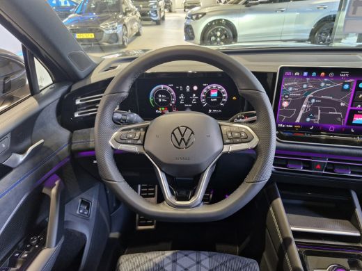 Volkswagen Tiguan R-Line Edition 1.5 eHybrid 204 PK | &euro;2000,- inruilpremie | ActivLease financial lease