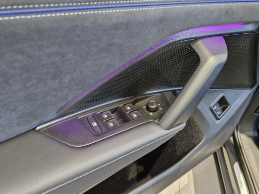 Volkswagen Tiguan R-Line Edition 1.5 eHybrid 204 PK | &euro;2000,- inruilpremie | ActivLease financial lease