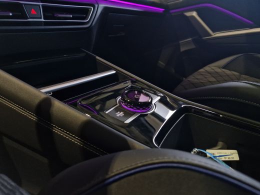 Volkswagen Tiguan R-Line Edition 1.5 eHybrid 204 PK | &euro;2000,- inruilpremie | ActivLease financial lease