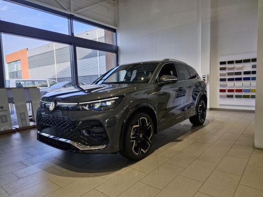 Volkswagen Tiguan R-Line Edition 1.5 eHybrid 204 PK | &euro;2000,- inruilpremie | ActivLease financial lease