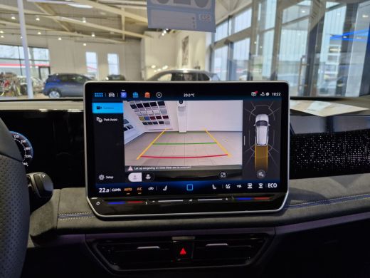 Volkswagen Tiguan R-Line Edition 1.5 eHybrid 204 PK &euro;2000,- inruilpremie | Harman Kardon Audio | Panoramaschuif-kan... ActivLease financial lease