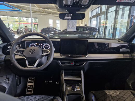 Volkswagen Tiguan R-Line Edition 1.5 eHybrid 204 PK | Trekhaak inklapbaar, met elektrische ontgrendeling | Comfort ... ActivLease financial lease