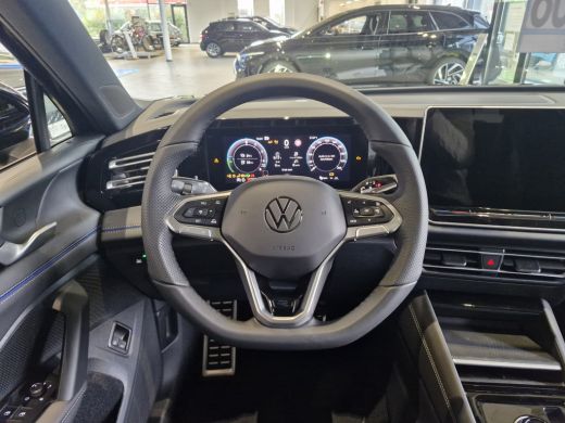 Volkswagen Tiguan R-Line Edition 1.5 eHybrid 204 PK | Trekhaak inklapbaar, met elektrische ontgrendeling | Comfort ... ActivLease financial lease