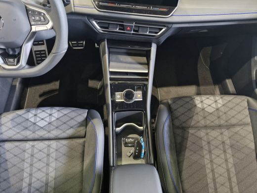 Volkswagen Tiguan R-Line Edition 1.5 eHybrid 204 PK | Trekhaak inklapbaar, met elektrische ontgrendeling | Comfort ... ActivLease financial lease