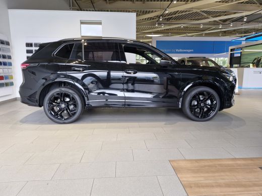 Volkswagen Tiguan R-Line Edition 1.5 eHybrid 204 PK | Trekhaak inklapbaar, met elektrische ontgrendeling | Comfort ... ActivLease financial lease