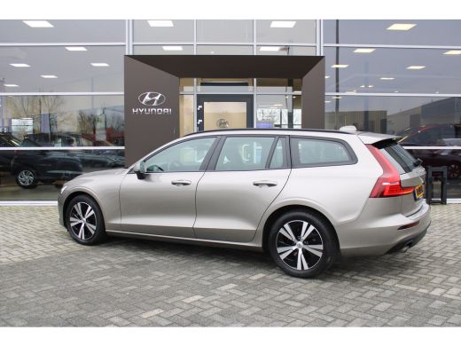 Volvo  V60 2.0 B3 Momentum Advantage | Parkeersensoren | Achteruitrijcamera | Cruise Control | Meer foto's v... ActivLease financial lease