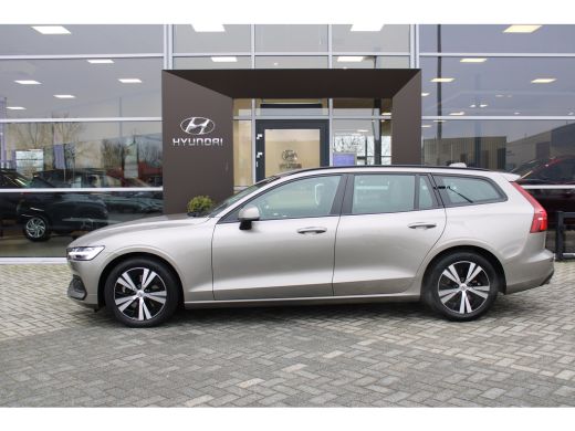 Volvo  V60 2.0 B3 Momentum Advantage | Parkeersensoren | Achteruitrijcamera | Cruise Control | Meer foto's v... ActivLease financial lease