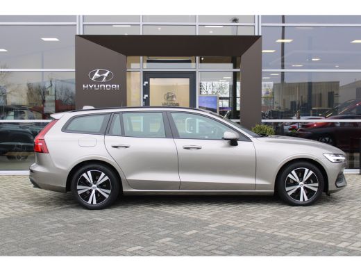 Volvo  V60 2.0 B3 Momentum Advantage | Parkeersensoren | Achteruitrijcamera | Cruise Control | Meer foto's v... ActivLease financial lease