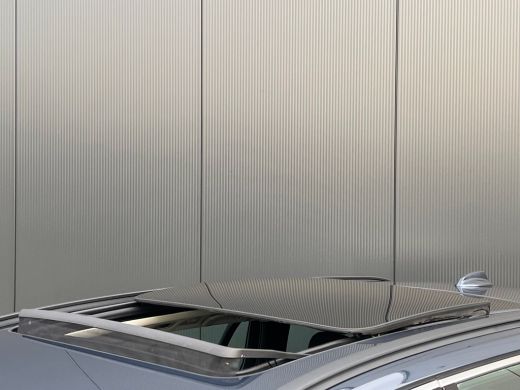 Volvo  V60 2.0 B3 Business | Panoramadak | Trekhaak | Adaptieve Cruise control | Camera | Parkeersensoren vo... ActivLease financial lease