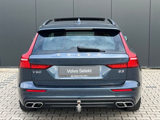 Volvo  V60 2.0 B3 Business | Panoramadak | Trekhaak | Adaptieve Cruise control | Camera | Parkeersensoren vo... ActivLease financial lease