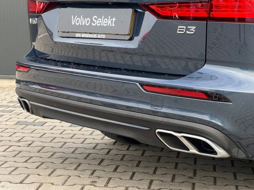 Volvo  V60 2.0 B3 Business | Panoramadak | Trekhaak | Adaptieve Cruise control | Camera | Parkeersensoren vo... ActivLease financial lease