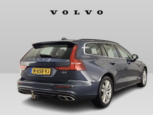 Volvo  V60 2.0 B3 Momentum Business | Panoramadak | Trekhaak | Adaptieve Cruise control | Camera | Parkeerse... ActivLease financial lease
