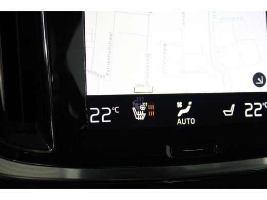 Volvo  V60 2.0 B3 Momentum | Elektrisch uitklapbare trekhaak | Keyless start | Apple carplay | Ledere bekled... ActivLease financial lease