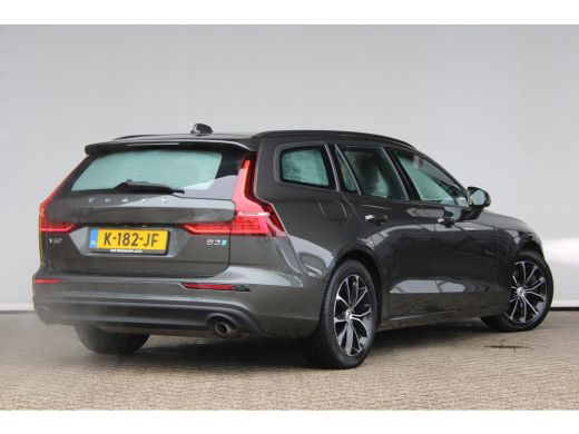 Volvo  V60 2.0 B3 Momentum | Elektrisch uitklapbare trekhaak | Keyless start | Apple carplay | Ledere bekled... ActivLease financial lease