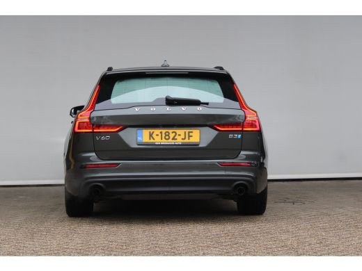 Volvo  V60 2.0 B3 Momentum | Elektrisch uitklapbare trekhaak | Keyless start | Apple carplay | Ledere bekled... ActivLease financial lease