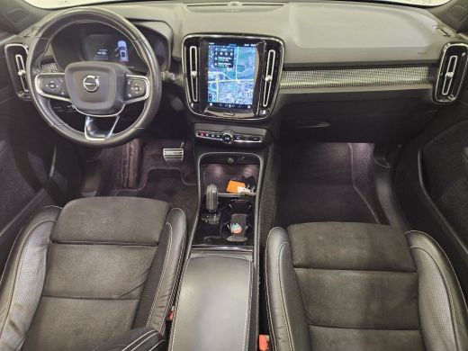 Volvo  XC40 Recharge P8 AWD R-Design | Panoramadak | Trekhaak | SOH 93,6% | Harman Kardon | 360 Camera | Stoe... ActivLease financial lease