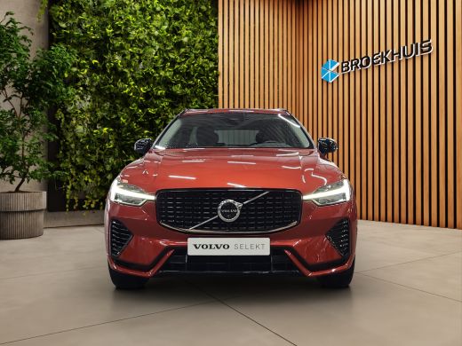 Volvo  XC60 2.0 T6 Plug-in hybrid AWD Plus Dark | Trekhaak | 360 Camera | Panoramadak | Memory | Pilot Assist ActivLease financial lease