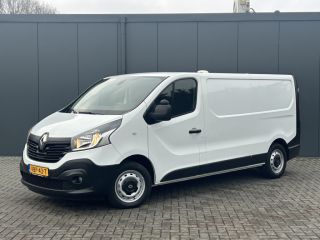 Renault Trafic 1.6 dCi 126 PK / L2H1 / TREKHAAK / AIRCO / CRUISE / NAVI / 3-ZITS / CAMERA / BLUETOOTH