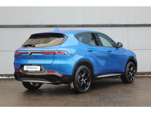 Alfa Romeo Tonale 1.3T PHEV Ti | Adaptive Cruise | Elec. Achterklep | Camera | Carplay | Navi | Keyless | | Adaptiv... ActivLease financial lease