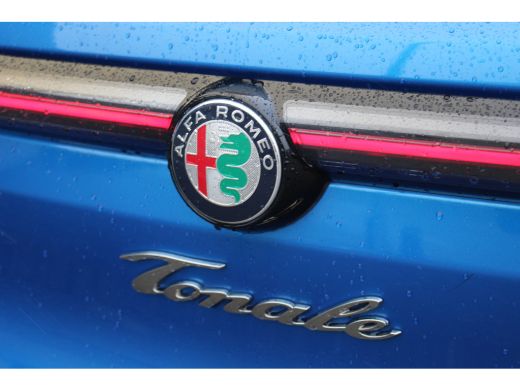 Alfa Romeo Tonale 1.3T PHEV Ti | Adaptive Cruise | Elec. Achterklep | Camera | Carplay | Navi | Keyless | | Adaptiv... ActivLease financial lease
