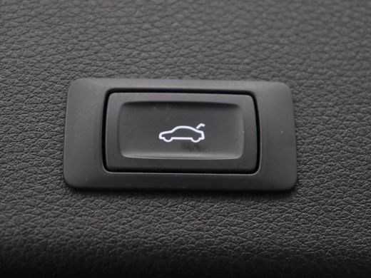 Audi e-tron 55 quattro Business edition | SOH 92% | Leder | Stoelverwarming | Luchtvering | Memory | Carplay ... ActivLease financial lease