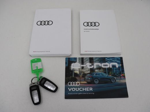 Audi e-tron 55 quattro Business edition | SOH 92% | Leder | Stoelverwarming | Luchtvering | Memory | Carplay ... ActivLease financial lease