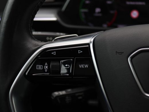 Audi e-tron e-tron 55 quattro advanced 95 kWh 408PK AUT. SOH 89%, Pano-Schuifdak, Keyless, Adaptieve Cruise C... ActivLease financial lease