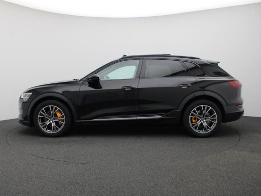 Audi e-tron e-tron 55 quattro advanced 95 kWh 408PK AUT. SOH 89%, Pano-Schuifdak, Keyless, Adaptieve Cruise C... ActivLease financial lease