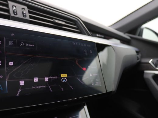 Audi e-tron e-tron 55 quattro advanced 95 kWh 408PK AUT. SOH 89%, Pano-Schuifdak, Keyless, Adaptieve Cruise C... ActivLease financial lease