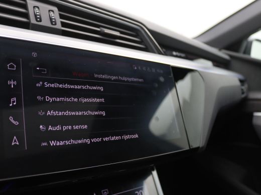 Audi e-tron e-tron 55 quattro advanced 95 kWh 408PK AUT. SOH 89%, Pano-Schuifdak, Keyless, Adaptieve Cruise C... ActivLease financial lease