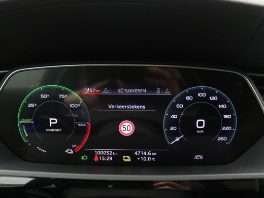 Audi e-tron e-tron 55 quattro advanced 95 kWh 408PK AUT. SOH 89%, Pano-Schuifdak, Keyless, Adaptieve Cruise C... ActivLease financial lease