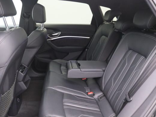 Audi e-tron e-tron 55 quattro advanced 95 kWh 408PK AUT. SOH 89%, Pano-Schuifdak, Keyless, Adaptieve Cruise C... ActivLease financial lease