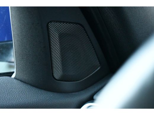 BMW 3 Serie Touring 330e M-Sport Pano ACC Trekhaak HiFi 19inch ActivLease financial lease