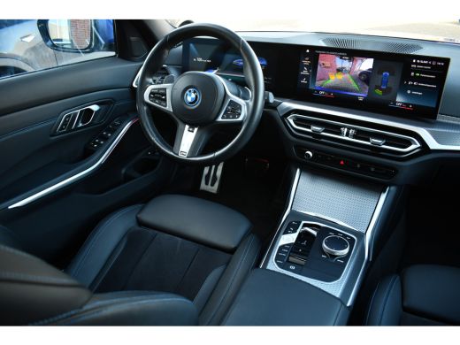 BMW 3 Serie Touring 330e M-Sport Pano ACC Trekhaak HiFi 19inch ActivLease financial lease