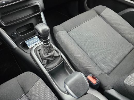 Citroën C3 Aircross 1.2 PureTech Shine | Achterbank in delen neerklapbaar | Airco (automatisch) | Alarm klasse 1(star... ActivLease financial lease