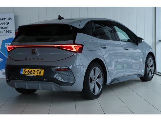 CUPRA Born Essential 62 kWh | Cruise Control | Stuurverwarming | PDC V/A | LED | Sfeerverlichting ActivLease financial lease