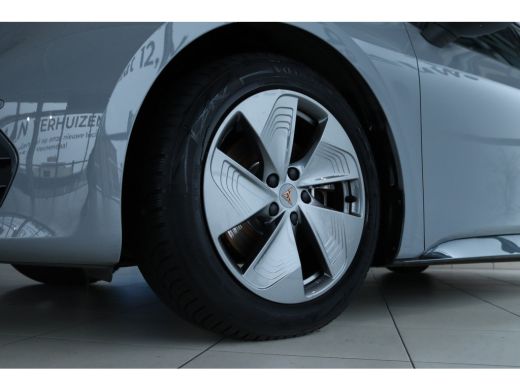 CUPRA Born Essential 62 kWh | Cruise Control | Stuurverwarming | PDC V/A | LED | Sfeerverlichting ActivLease financial lease