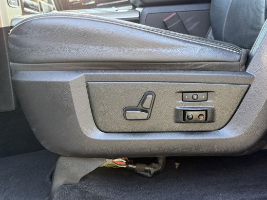 Dodge Ram 1500 1500 3.0 V6 DIESEL LARAMIE E6 / 4x4 / **UNIEK** / CREW CAB / CAMERA / LEDER / 3.5T TREKHAAK ActivLease financial lease