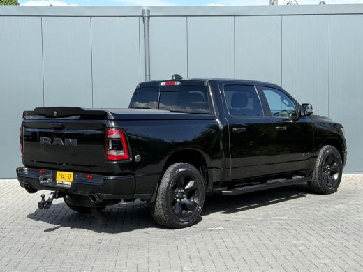 Dodge Ram 1500 1500 5.7 V8 4x4 BIG HORN / CREW CAB / LPG-G3 / NL AUTO / PANO / CAMERA / 3.5T TREKHAAK / GORILLA ... ActivLease financial lease