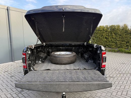 Dodge Ram 1500 1500 5.7 V8 4x4 BIG HORN / CREW CAB / LPG-G3 / NL AUTO / PANO / CAMERA / 3.5T TREKHAAK / GORILLA ... ActivLease financial lease