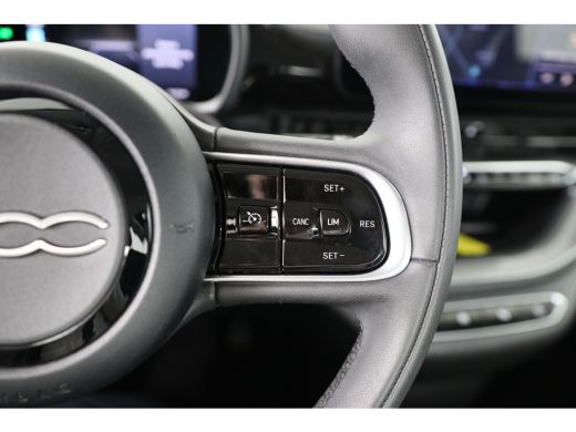 Fiat 500e Urban 42 kWh | Climate Control | Cruise Control | Keyless | Apple Carplay / Android Auto ActivLease financial lease