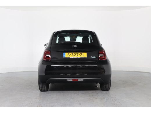 Fiat 500e Urban 42 kWh | Climate Control | Cruise Control | Keyless | Apple Carplay / Android Auto ActivLease financial lease