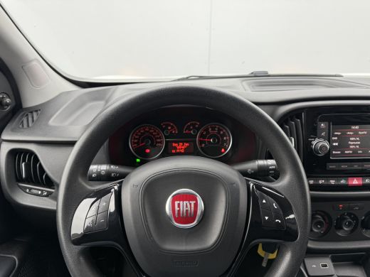 Fiat Dobl&ograve; Cargo 1.3 MJ L1H1 | Trekhaak | Airco | Cruise | Camera | DAB+ ActivLease financial lease