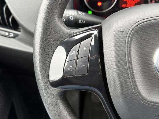 Fiat Dobl&ograve; Cargo 1.3 MJ L1H1 | Trekhaak | Airco | Cruise | Camera | DAB+ ActivLease financial lease