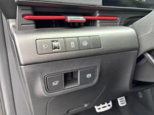 Hyundai Kona 1.6 GDI HEV N Line | Rijklaarprijs! | Speciale Korting | Elektrisch verstelbare stoelen | Alcanta... ActivLease financial lease