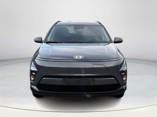 Hyundai Kona Long Range Pure Edition 64.8 kWh | Apple Carplay / Android Auto | Navigatie |  Stoel / Stuurverwa... ActivLease financial lease